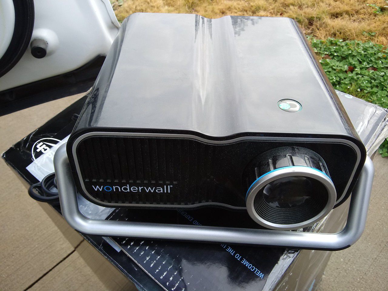 Wonderwall projecter