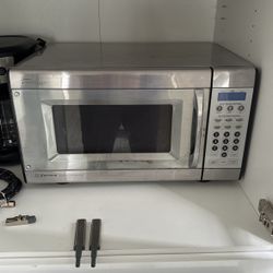Emerson Microwave 