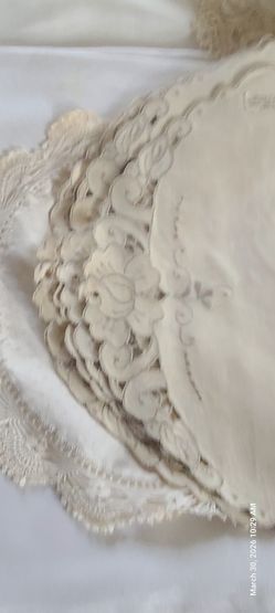 La Jolla Estate Fine Linens. Doilies Handmade Placemats, Table Runner, Table Linen