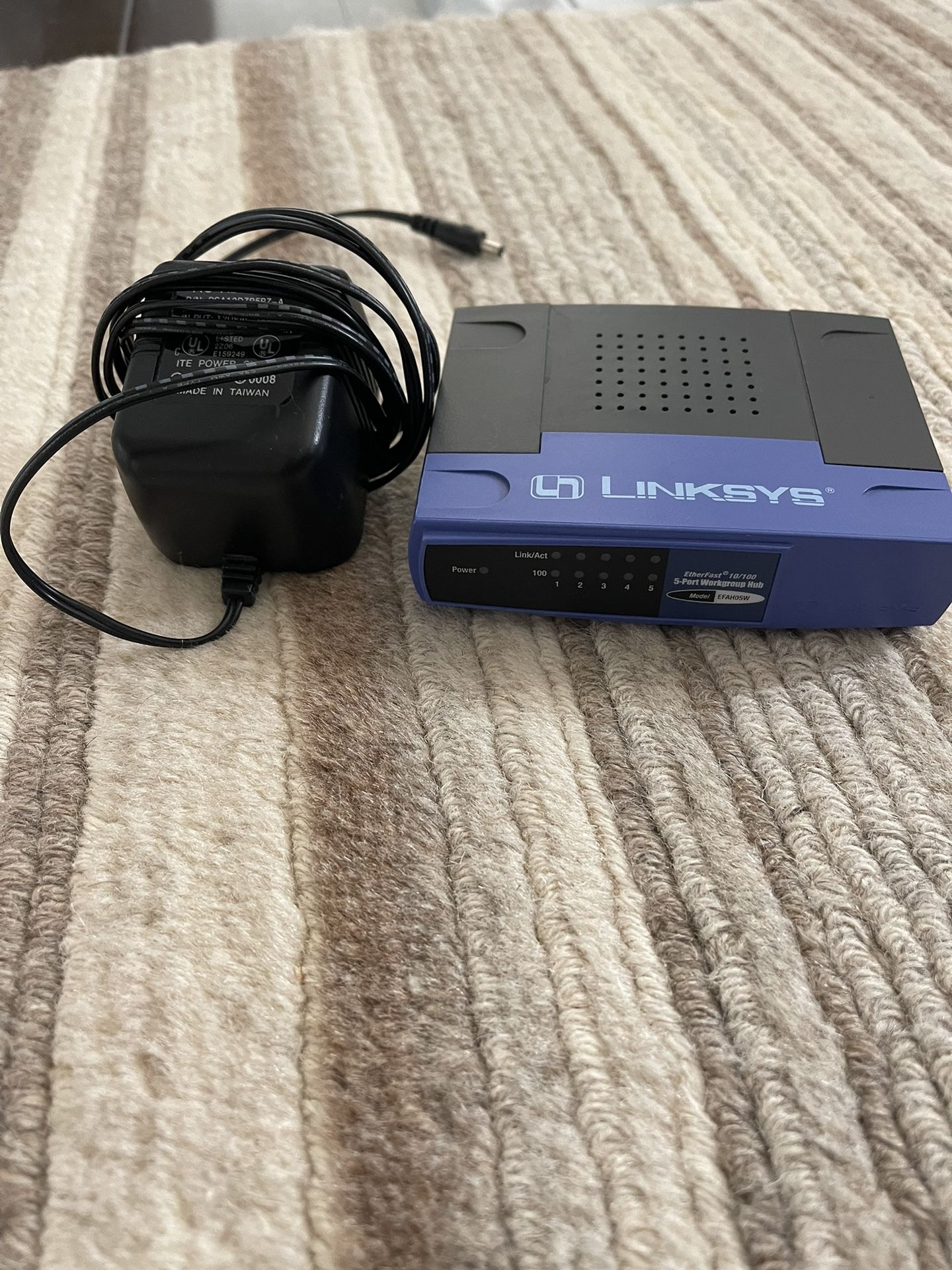 Linksys 6 Port Switch