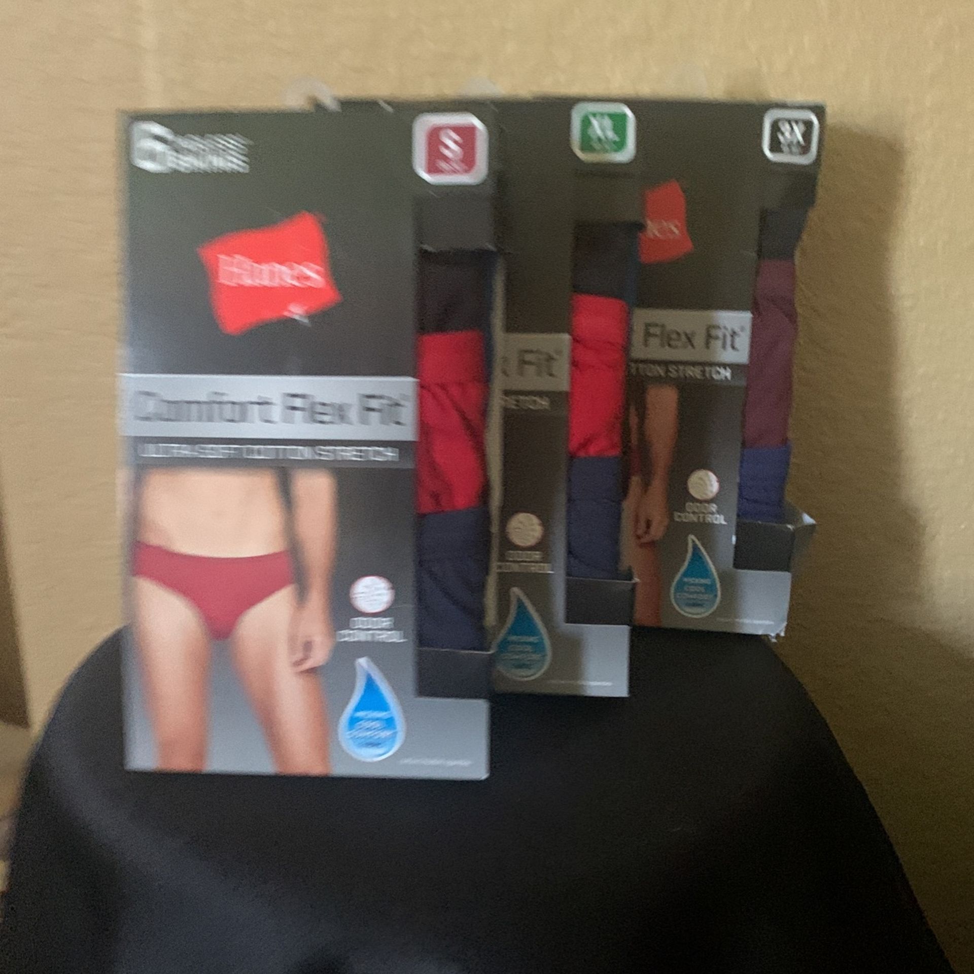 Men’s Hanes 6-Pack Tagless Bikinis S, XL& 3XL