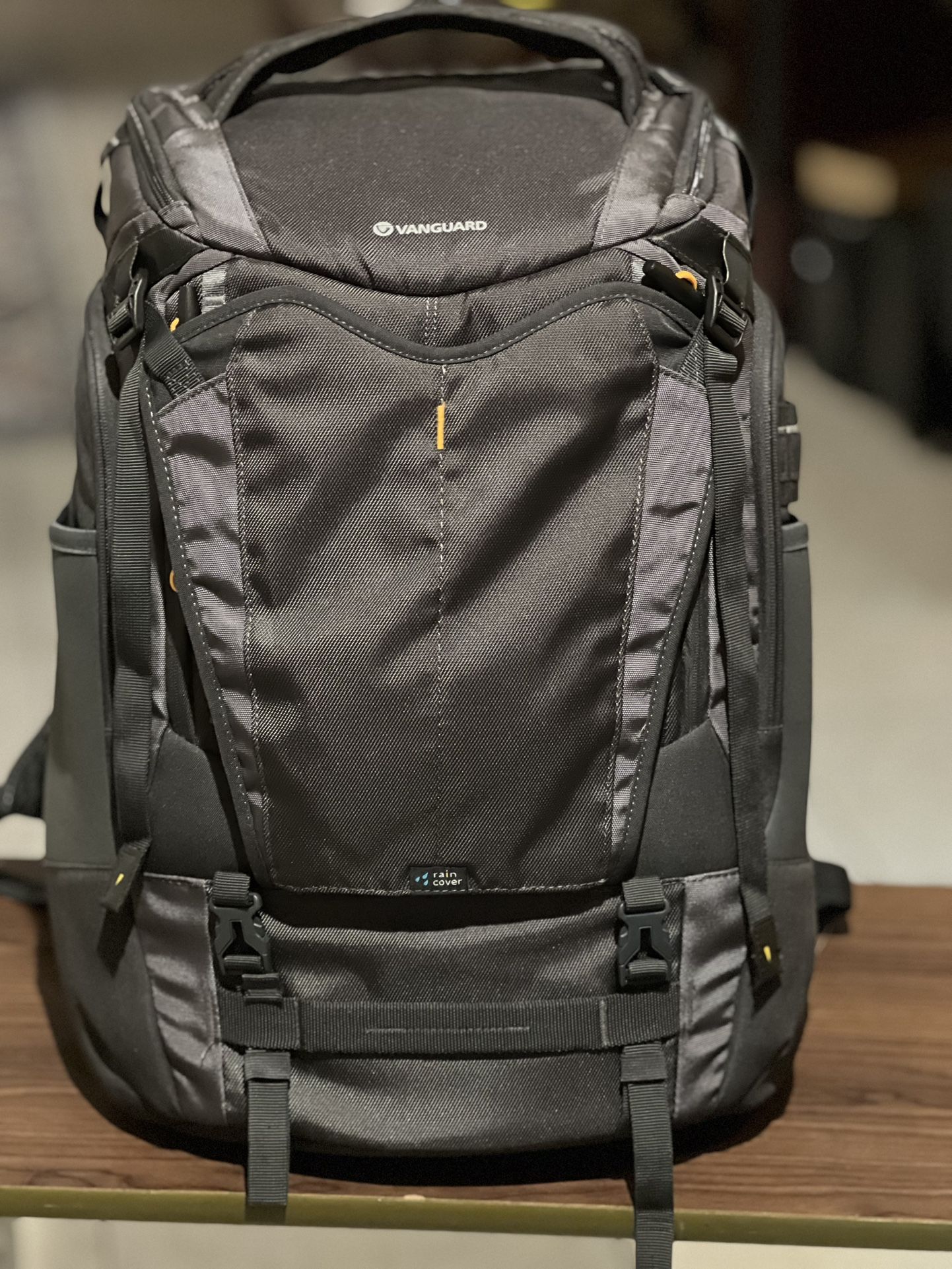 🎒 Brand New Vanguard Alta Sky 53 Camera Backpack – Unused!