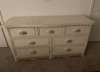 PIER ONE IMPORTS RATTAN BEDROOM