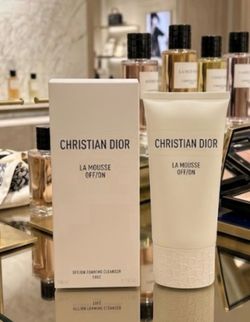 Dior face wash makeup cleanser new in box AUTHENTIC