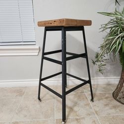 Pollard Chicago Stool