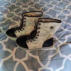  Sorel Boots 