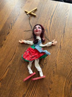 Vtg Wooden Marionette Puppet Women Folk Dancer Hand Painted String Puppet