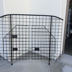 *****LARGE SUV METAL PET BARRIER*****