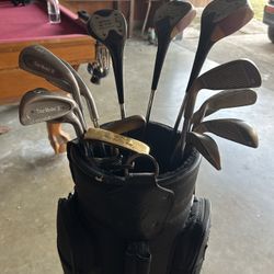 Wilson Golf Clubs/McGregor bag