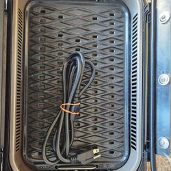 Indoor Smokeless Grill W/ Extra Grill Griddle