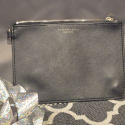 Tory Burch Black Leather Wristlet Gold Logo Hardware Removable Strap Mini