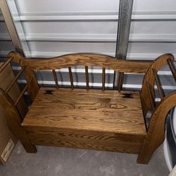 Oak Amish crafted Sunrise Spindle Storage Bench