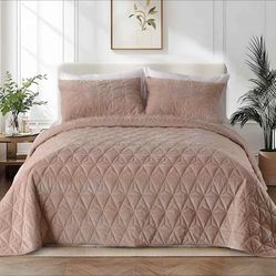 KASENTEX Oversized Queen Quilt Set 102"x106" 