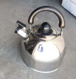 Flintshire Stainless Steel Whistling Teapot, 1.75 Quart, Silver Timberland Boots 10 and 10 1/2 (BRAND NEW )