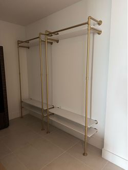 Closet system
