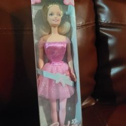 My First Ballet Lesson Barbie from 2004, item number G8469. The doll is designed for younger children with an easy-to-dress leotard and a sparkly skir