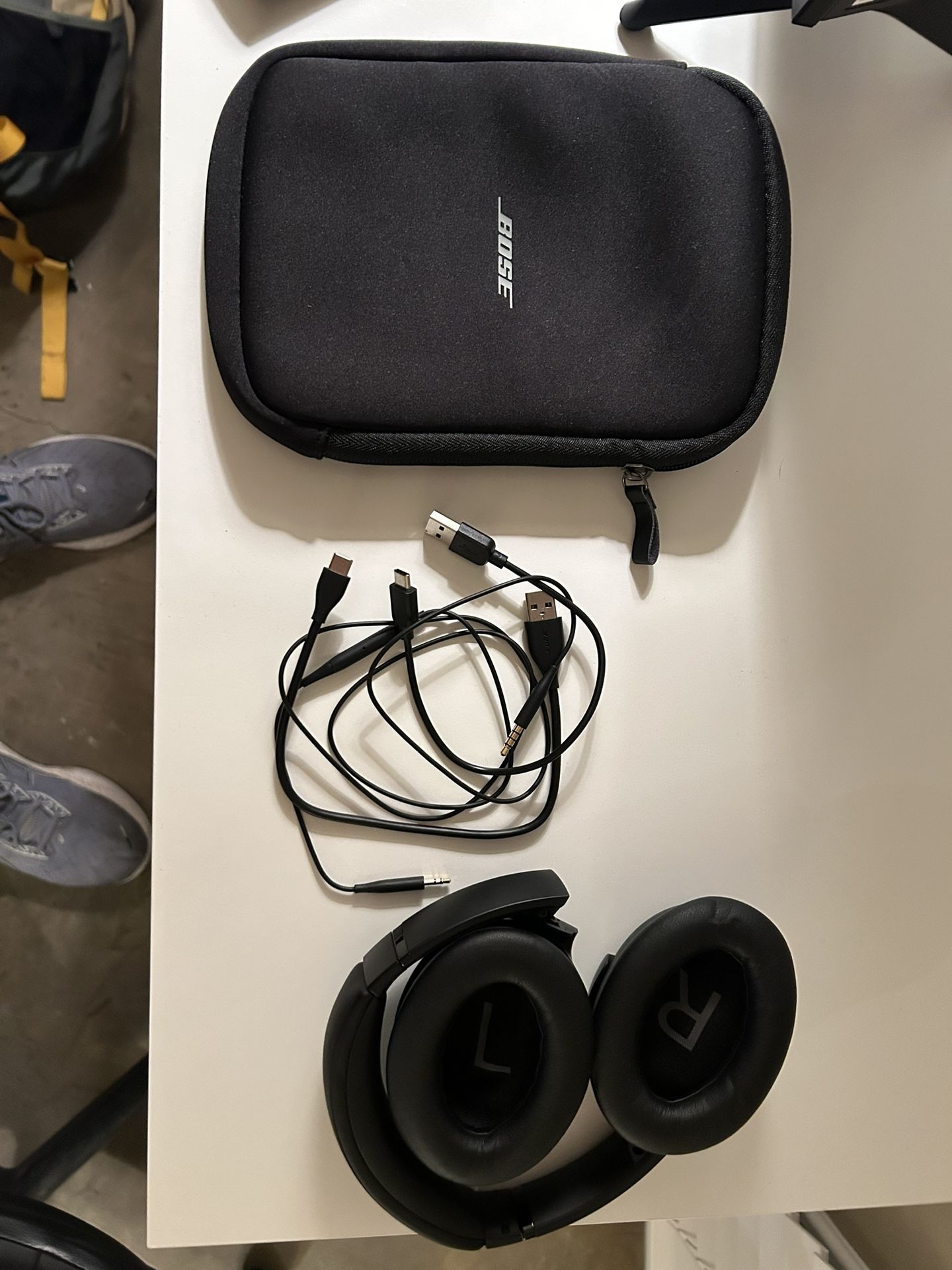 Bose Black QuietComfort Noise Cancelling Headphones