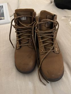 Women’s steel toe boots