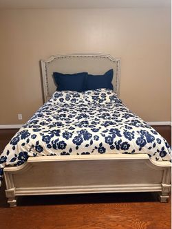 Ashley Queen Size Bed