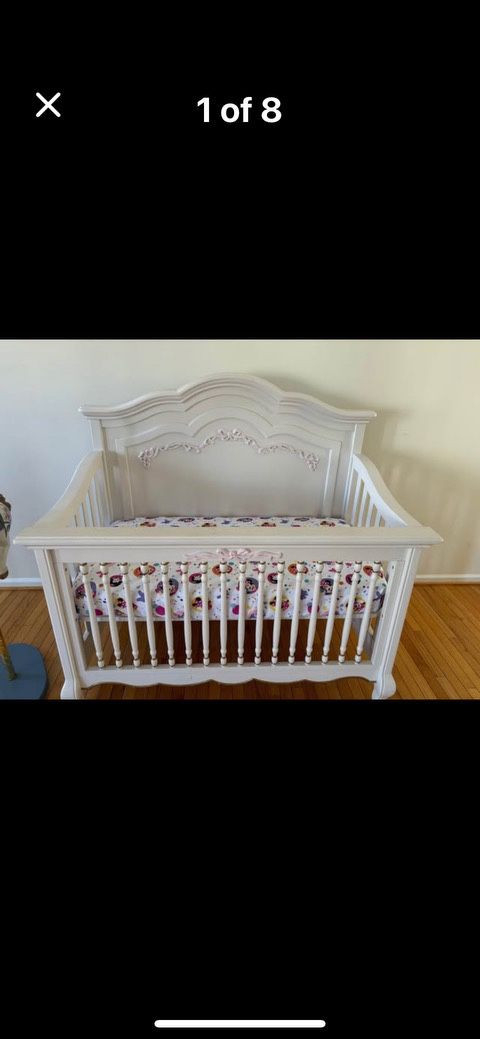 Crib And Nursery Furniture