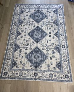 Wyatt & Ash Machine Washable Area Rug – 5’3” x 7’5” (Navy Blue / white)- move out sale