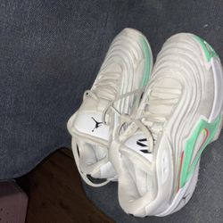 Jordan kids Size 7.5