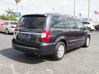 2013 Town and Country minivan 163000 miles NO CREDIT CHECK FINANCING