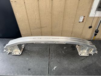 2017 2018 2019 2020 2021 2022 2023 2024 2025 2026 CHRYSLER PACIFICA FRONT REINFORCEMENT OEM USED