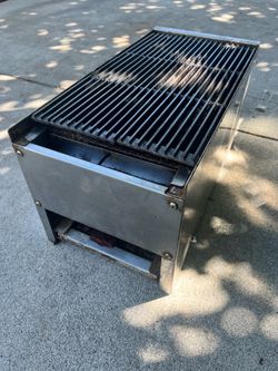 Commercial countertop charbroiler Grill