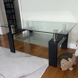 Almost New Modern Coffee Table With 2 End Tables