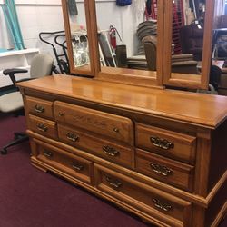 Dresser