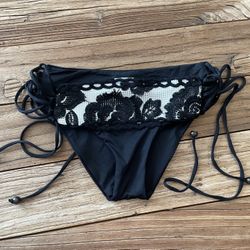 New Isabella Rose Swim Designer Bikini Bottoms Small