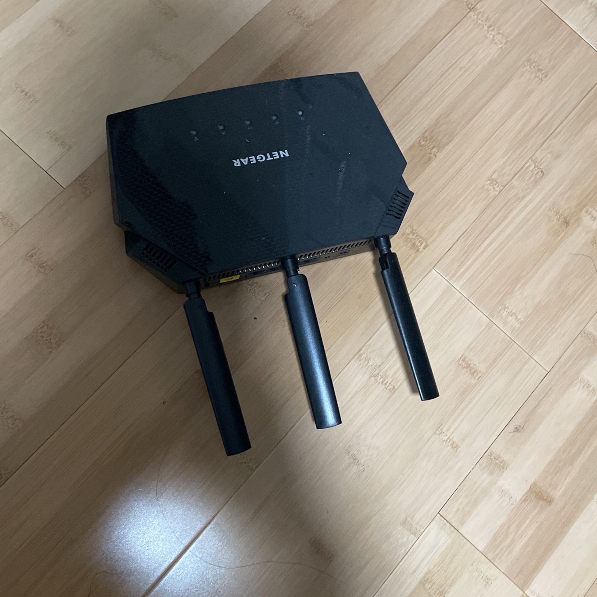 NETGEAR Router