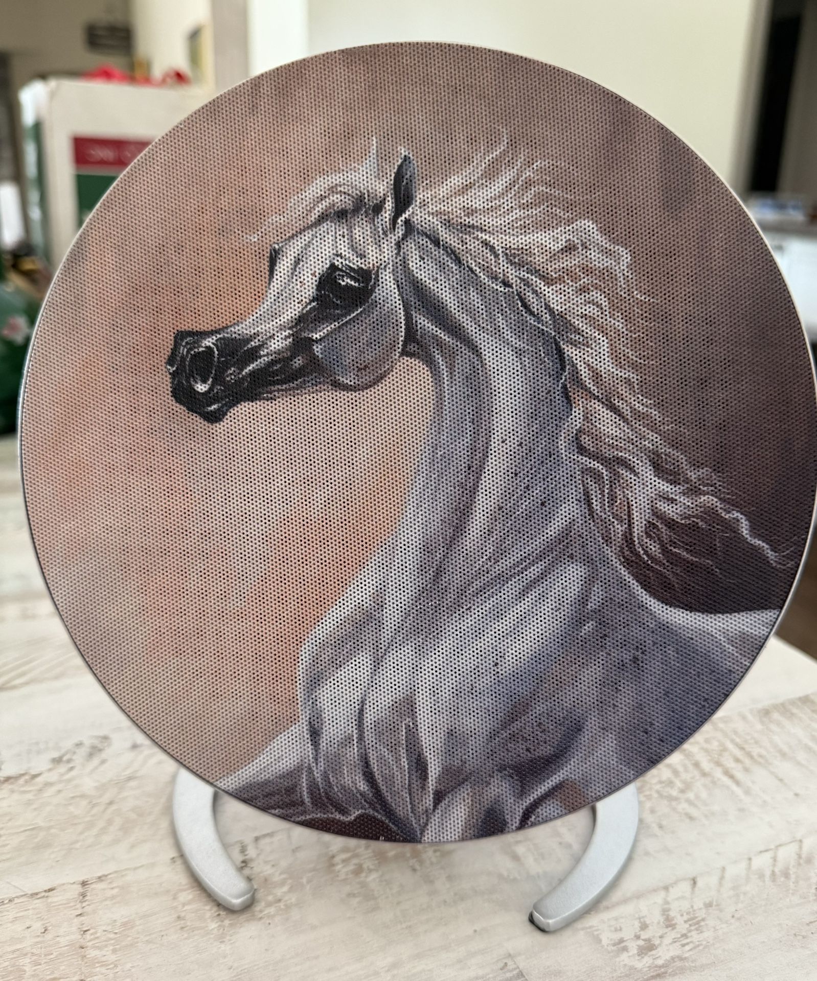 Origaudio Sonosphear Bluetooth Wireless Speaker Used Tested 9” x 8” Beautifully painted with horse image