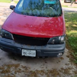 2000 Pontiac Minivan