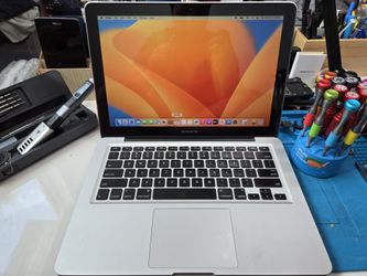 13" 2012 MacBook Pro 2.9Ghz i7 8Gb Ram 512GB SSD OS Ventura