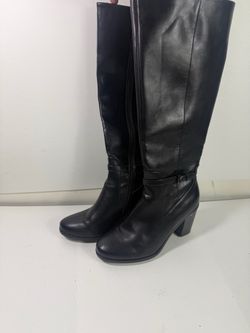 Black Leather Knee-High Heeled Boots
