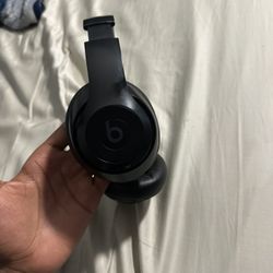 Beats Studio Pro