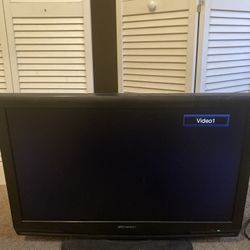 TV $30 Want Gone Asap