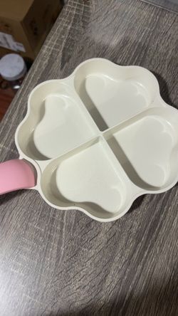 Heart pan
