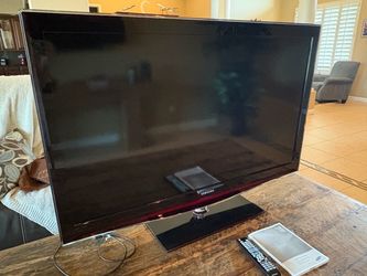 Samsung 52” LCD TV with Remote