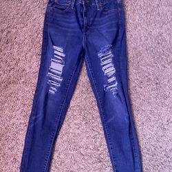 Women’s Levis Size 29 