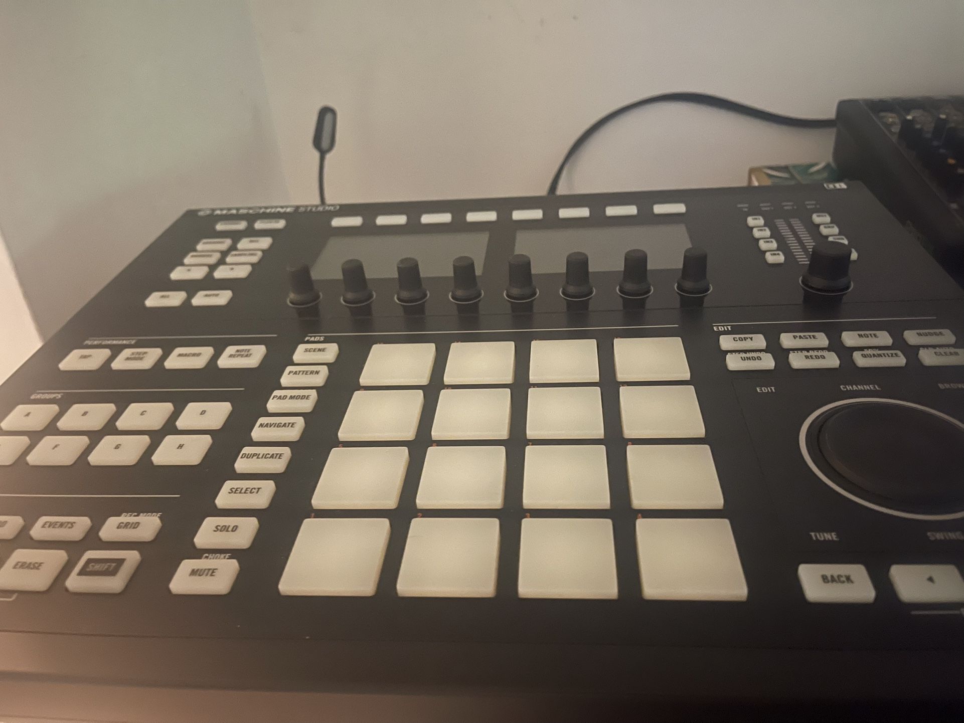 Whole Beat Making Studio Setup / All You Need Is Computer And Speakers