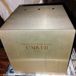 Classic Carver M400 Amplifier Circa 1980