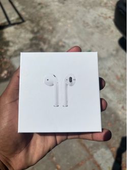 AirPods 2nd generation IOS brand new comes with receipt