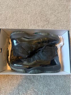 Jordan 11 Cap and Gown retro