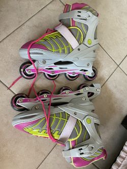 Girls Roller Blade