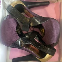 purple and Gold shoe dazzle 
