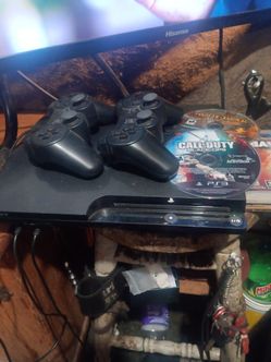 PS3 with 4 games 3 controlers all cords