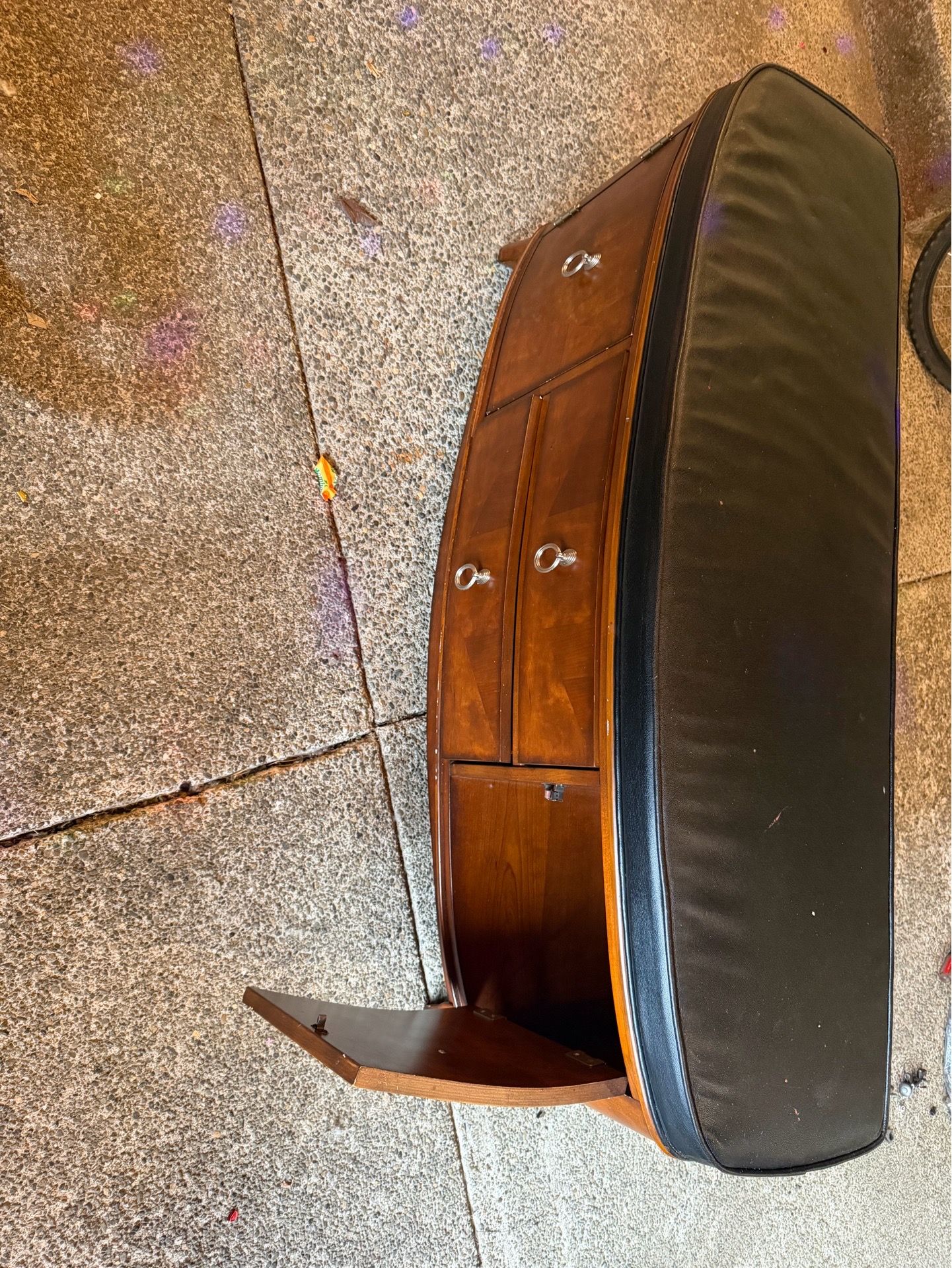 Free bench with storage